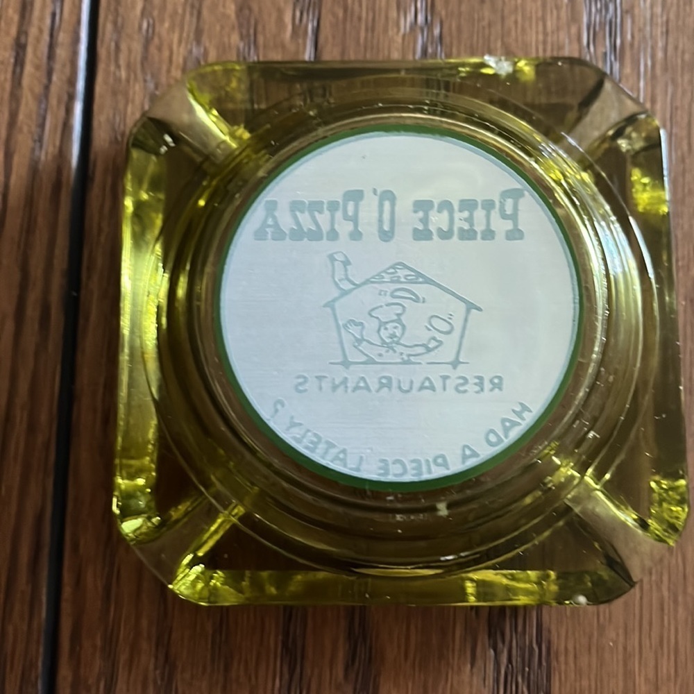 Vintage Pizza O Pizza Restaurant Ash tray - Picture 2 of 2